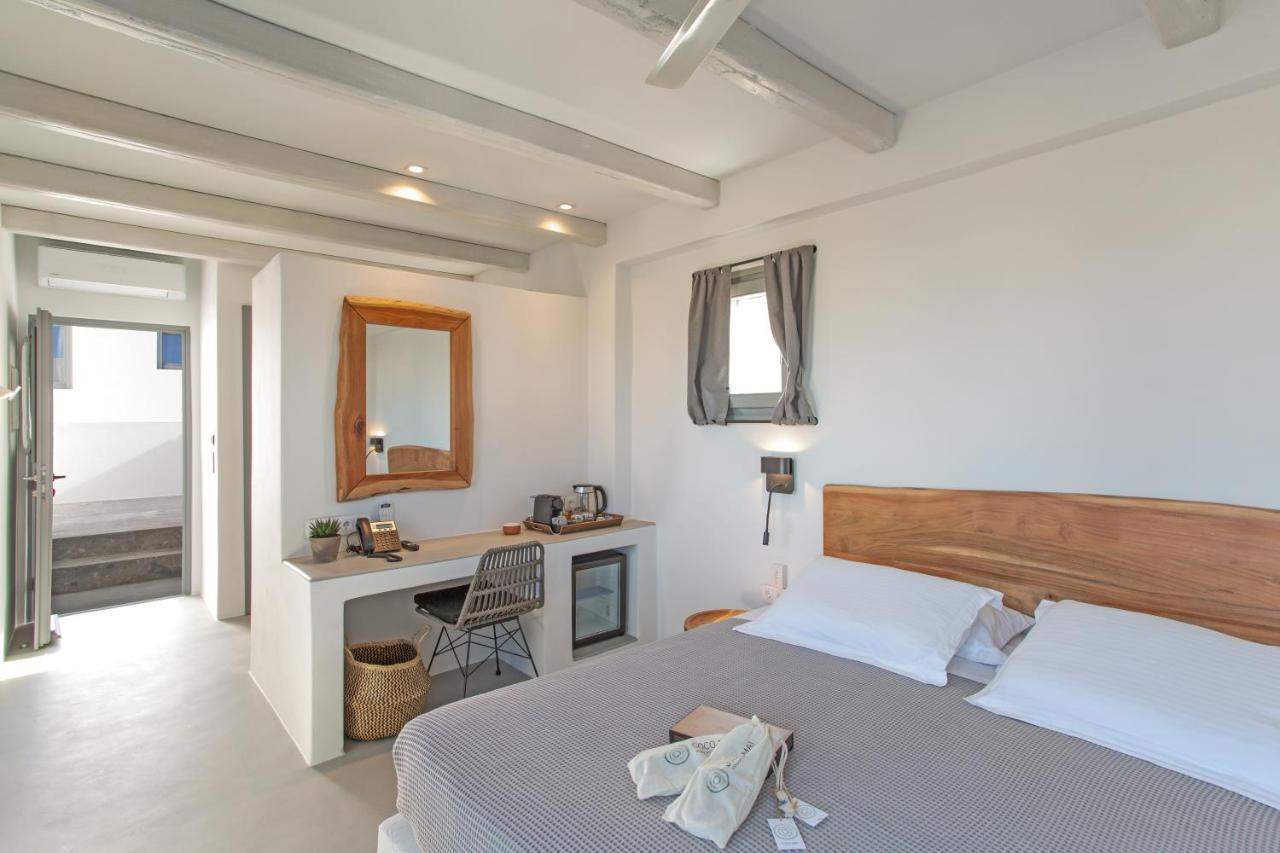 Paros Cape Suites Náousa Exteriör bild