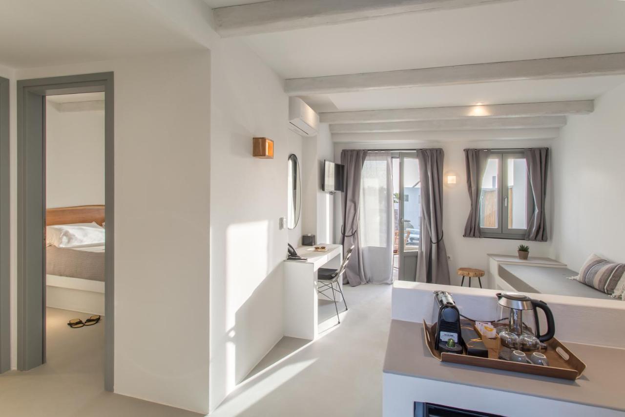 Paros Cape Suites Náousa Exteriör bild