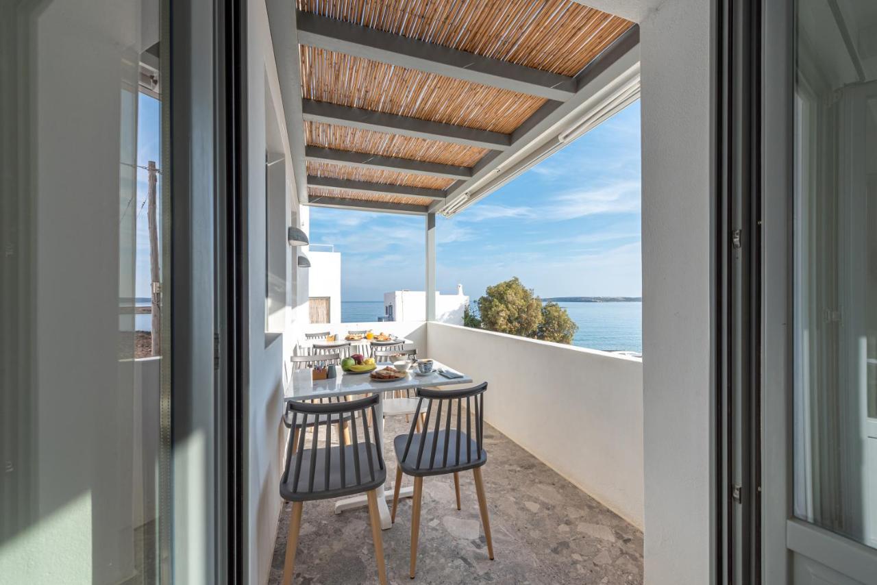 Paros Cape Suites Náousa Exteriör bild