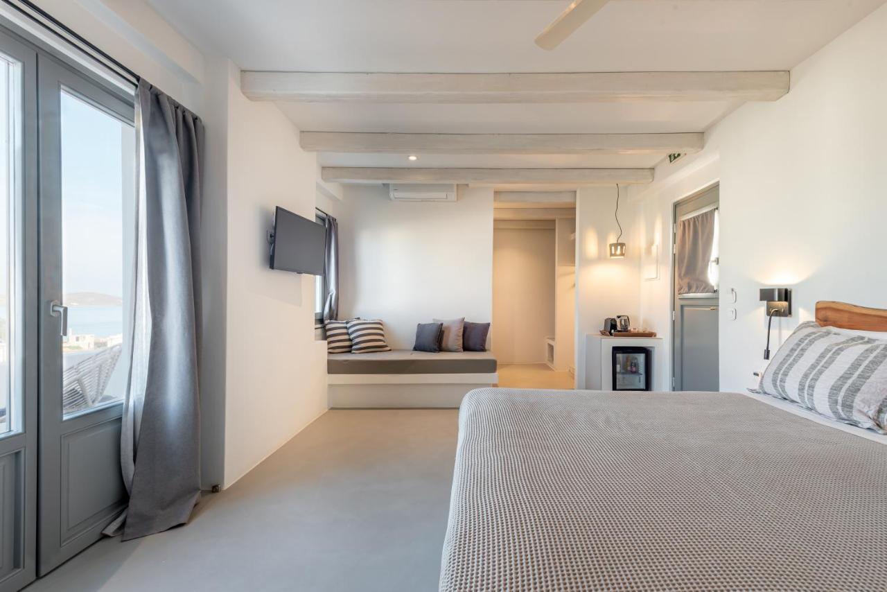 Paros Cape Suites Náousa Exteriör bild