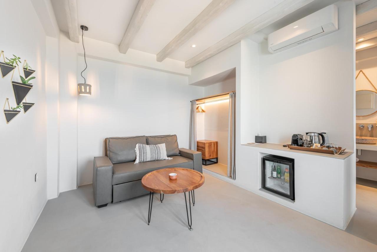 Paros Cape Suites Náousa Exteriör bild