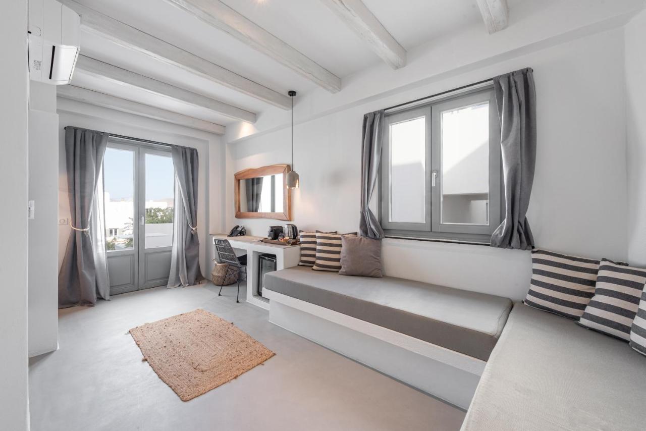 Paros Cape Suites Náousa Exteriör bild