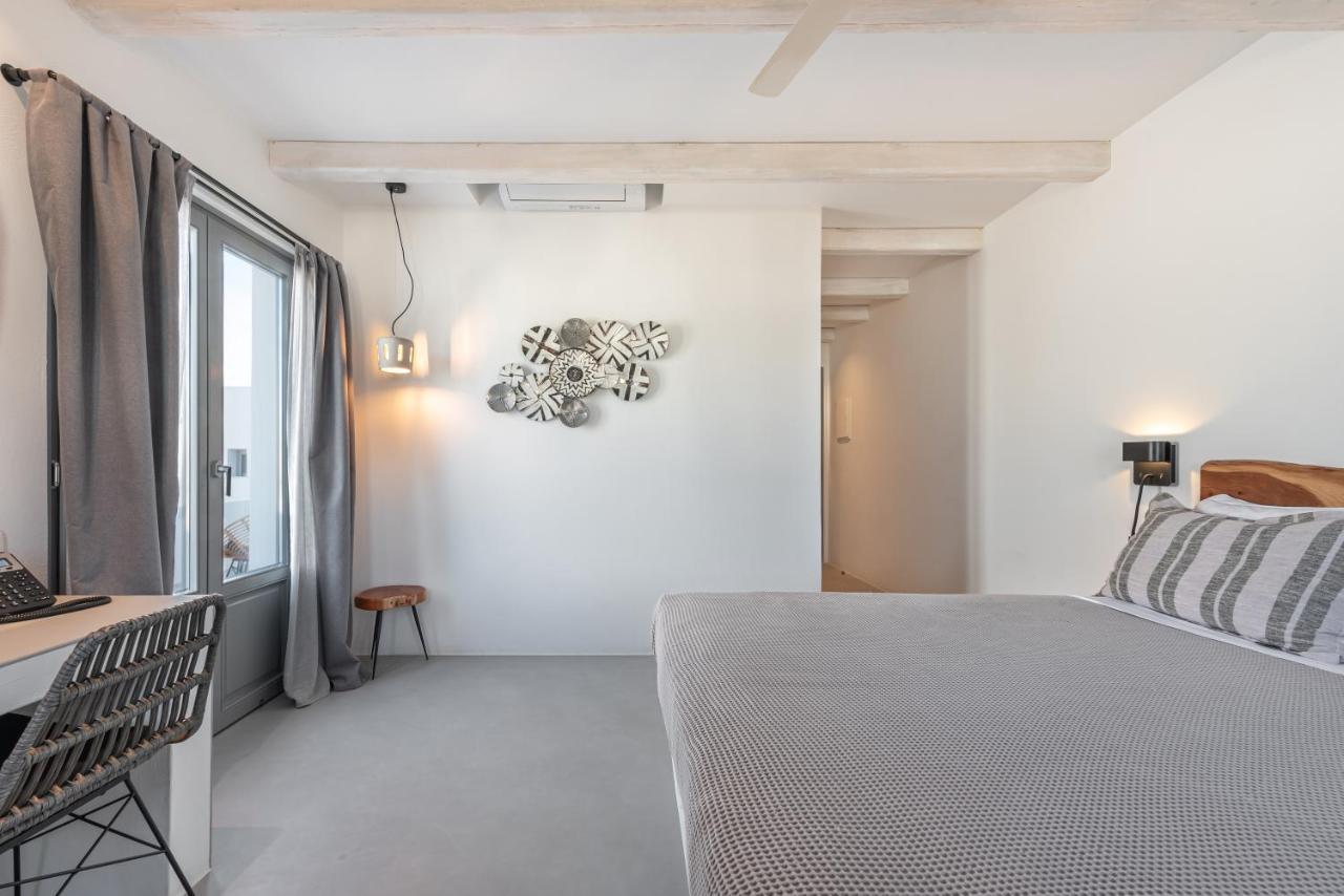 Paros Cape Suites Náousa Exteriör bild