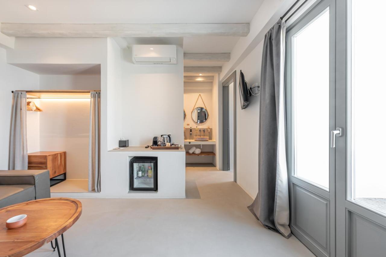 Paros Cape Suites Náousa Exteriör bild