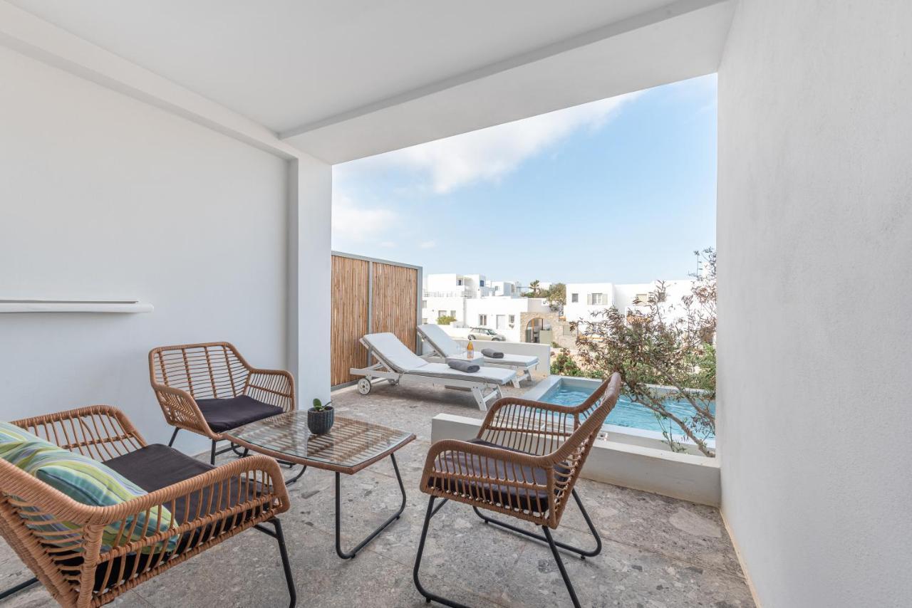 Paros Cape Suites Náousa Exteriör bild